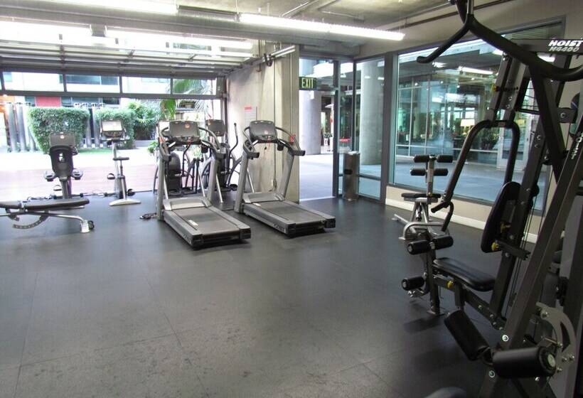 Luxury Loft Next To Staples Center