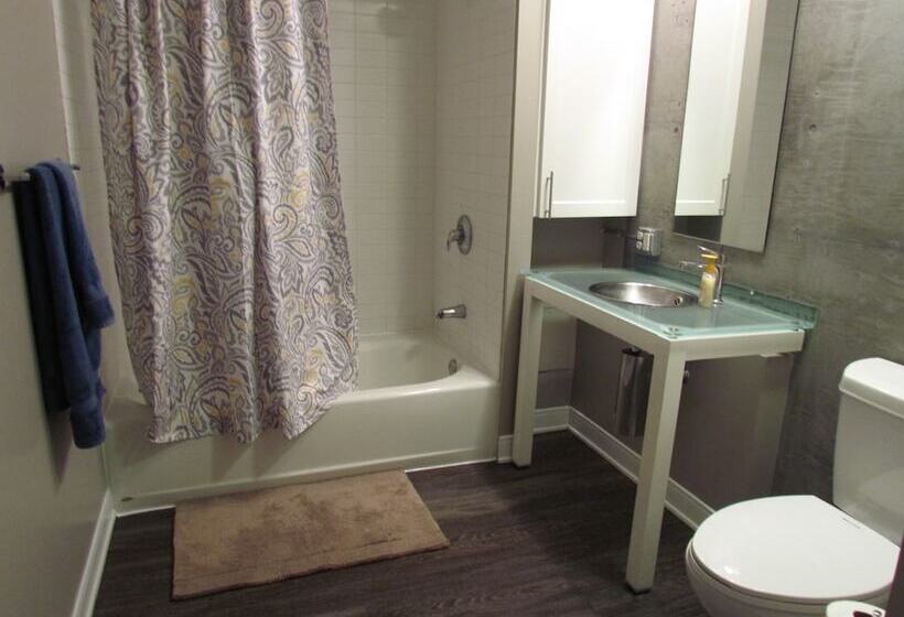 Luxury Loft Next To Staples Center