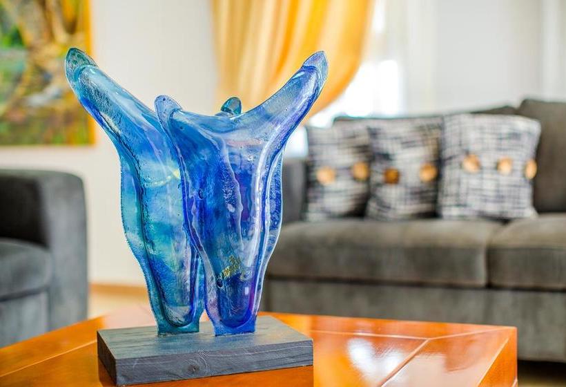 استراحتگاه Paradise Kings Club