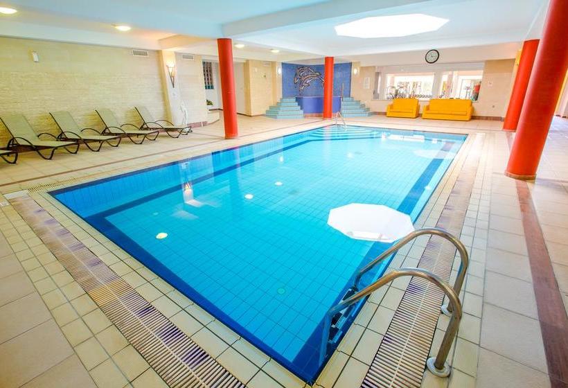 استراحتگاه Paradise Kings Club