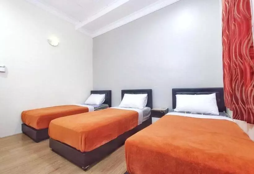 Retkeilymaja Kerteh Inn By Rvh