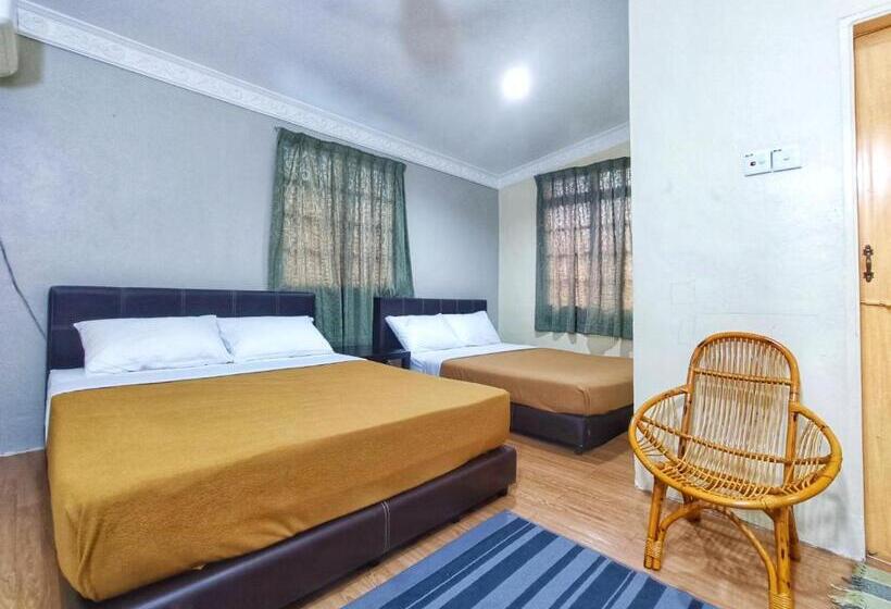 Hostel Kerteh Inn By Rvh