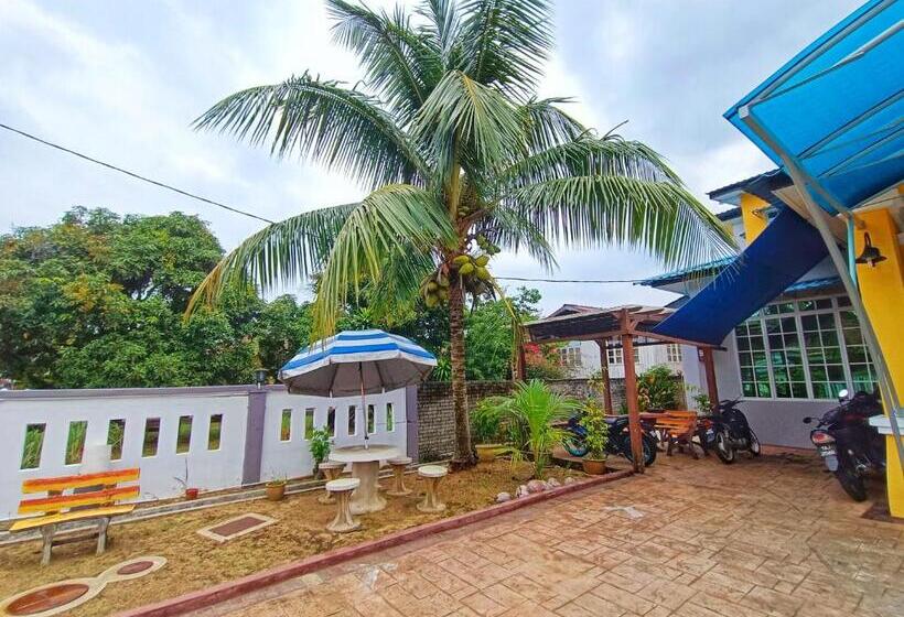 Hostel Kerteh Inn By Rvh