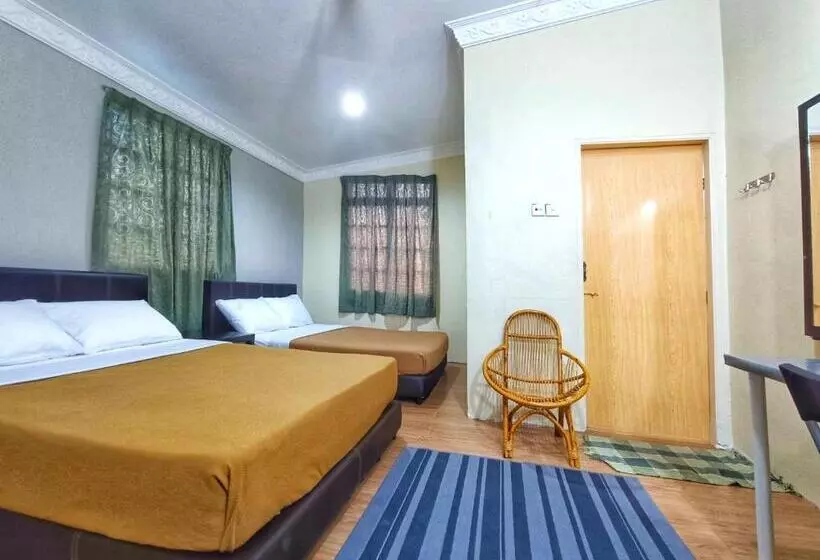 Retkeilymaja Kerteh Inn By Rvh