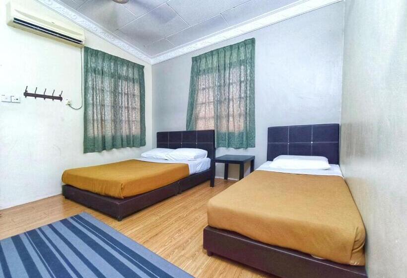 Hostel Kerteh Inn By Rvh