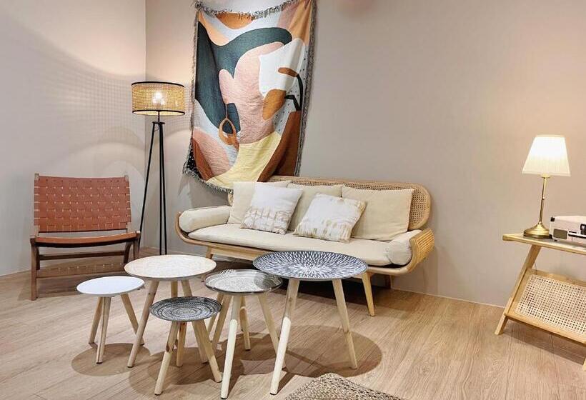 ユースホステル Vilana