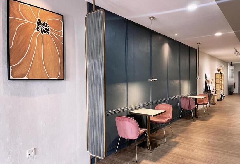 ユースホステル Vilana