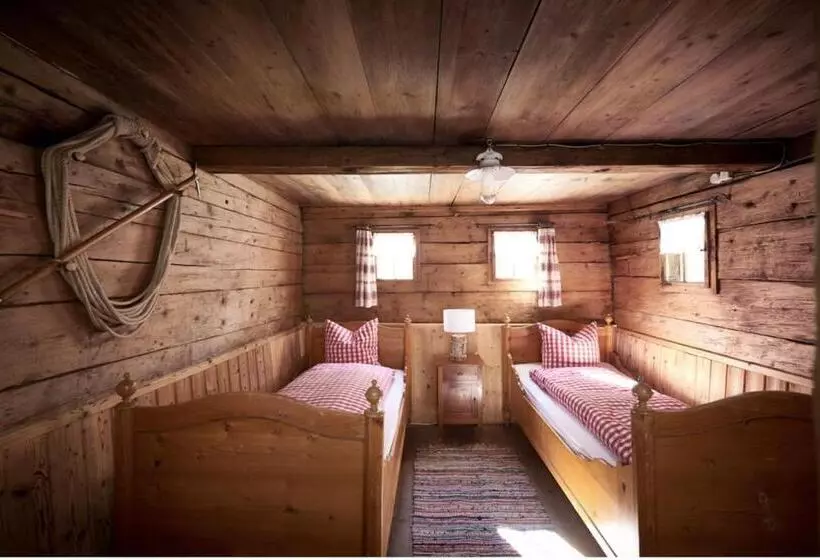 Alphotel & Bergrestaurant Sankt Martin