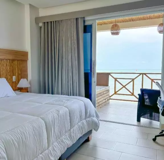 Apartamento   Suite, Frente Al Mar