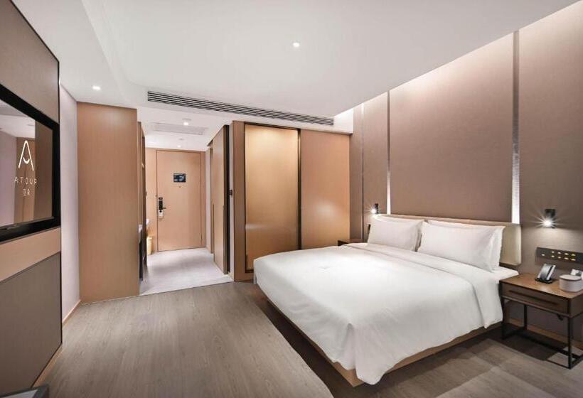 Atour Hotel Kunming Dianchi Park 1903