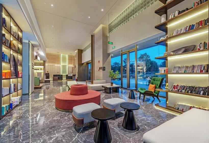 Atour S Hotel Xiamen Cross Strait Financial Center