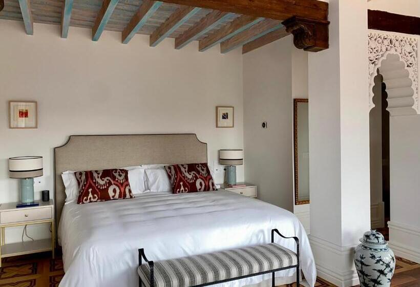 تختخواب و صبحانه La Casa Juan Ranas