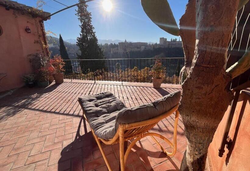 تختخواب و صبحانه La Casa Juan Ranas