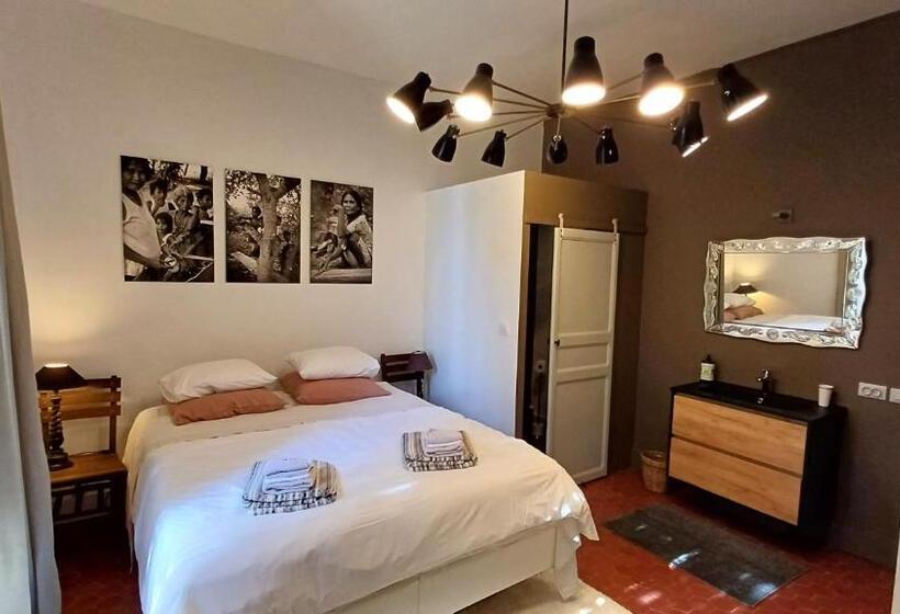 住宿加早餐  Le Manivert