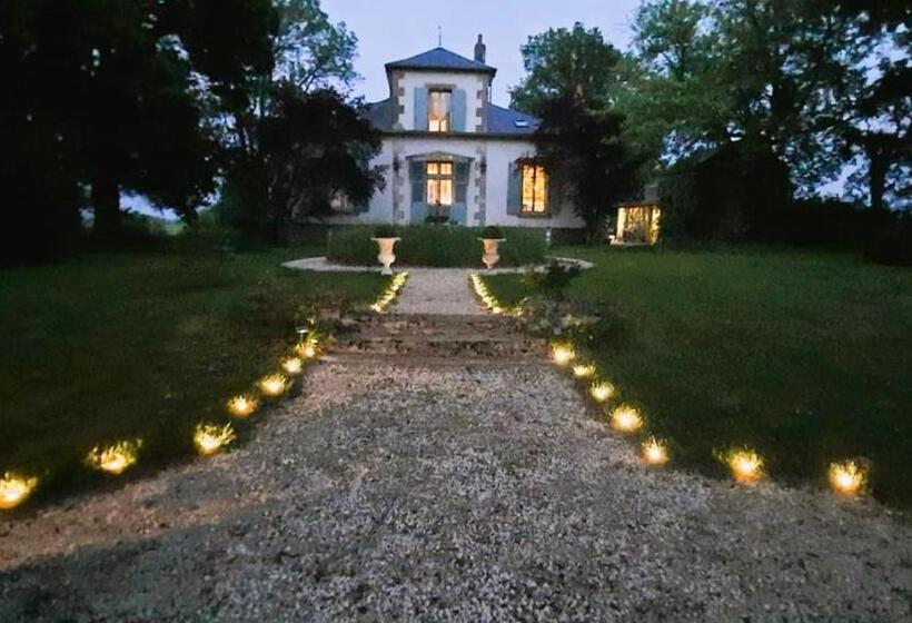 住宿加早餐  Le Manivert