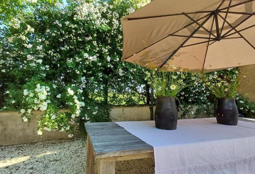 住宿加早餐  Le Manivert