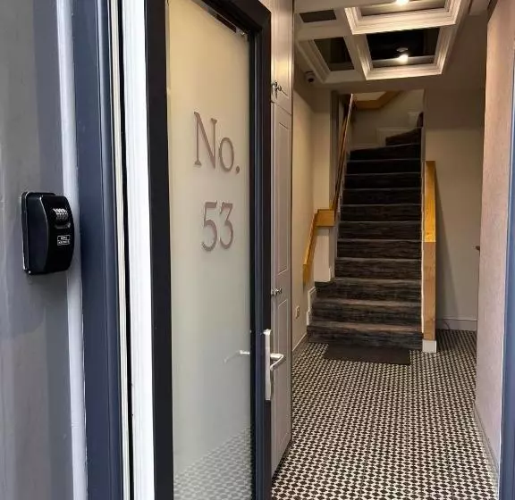 ホテル 53 Luxury Rooms