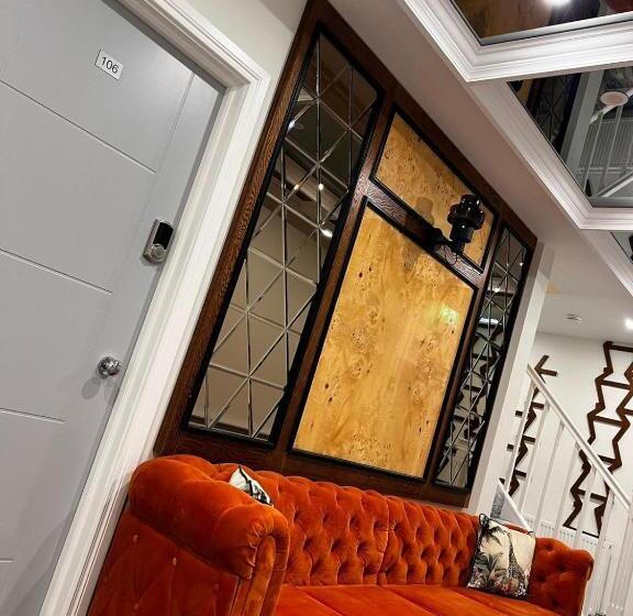 ホテル 53 Luxury Rooms