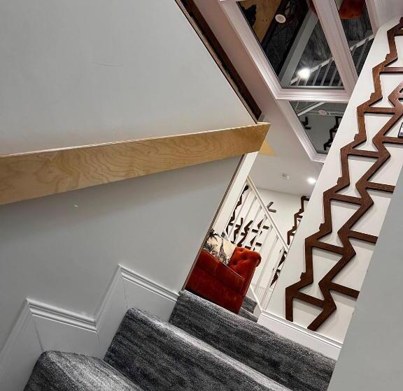 ホテル 53 Luxury Rooms