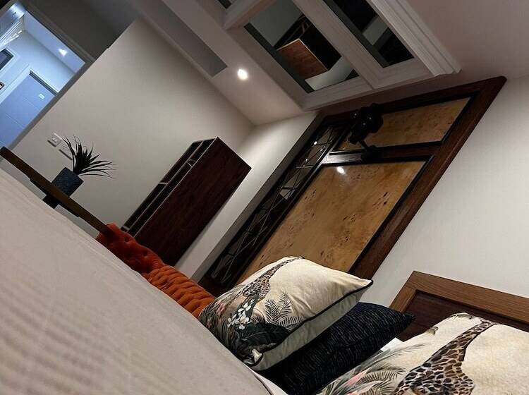 ホテル 53 Luxury Rooms