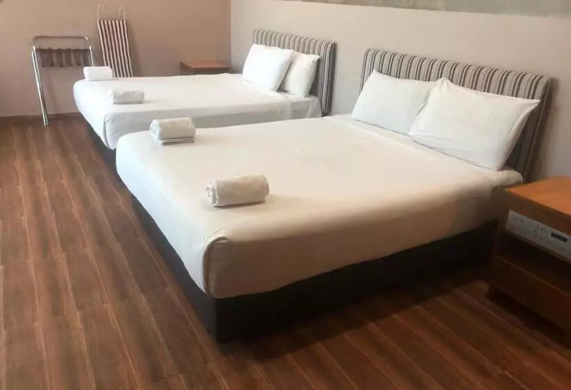 ホテル Bangigateway