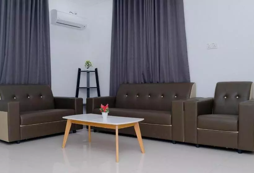 Hotelli Qiu S Event House Deluxe Room