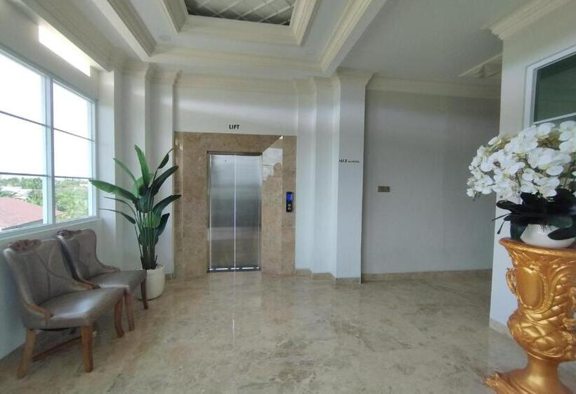 Maulidia Hotel Syariah & Convention Center