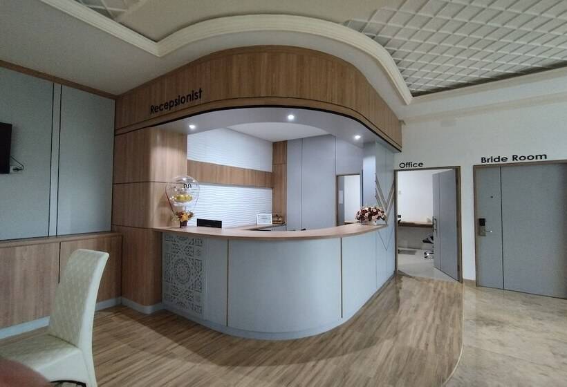 Maulidia Hotel Syariah & Convention Center