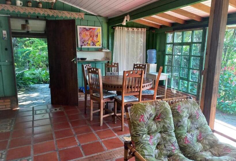 پانسیون Casa Com Linda Vista Da Praia Do Rosa, Aluguel Casa Inteira