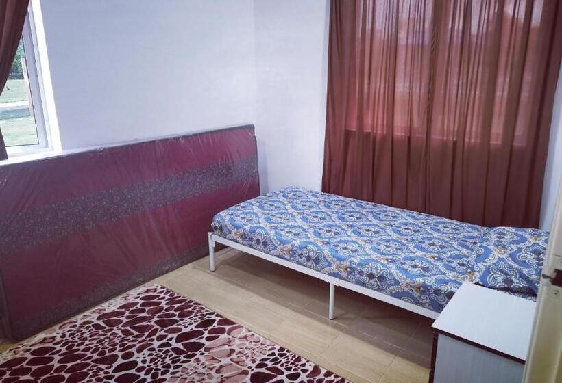 פנסיון D Landai Budget Room Twin