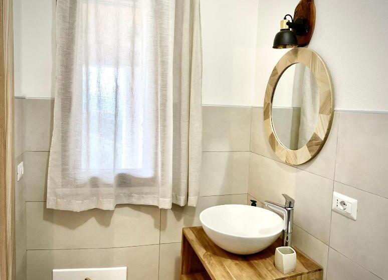 بنسيون Domus La Roccia