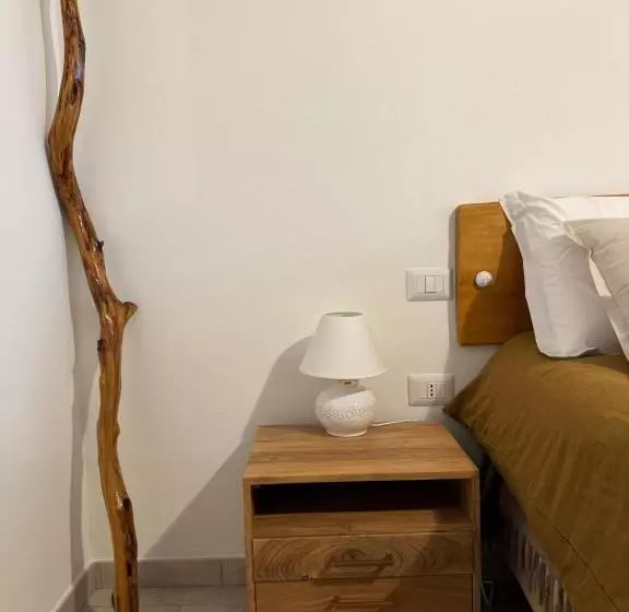 ペンション Domus La Roccia