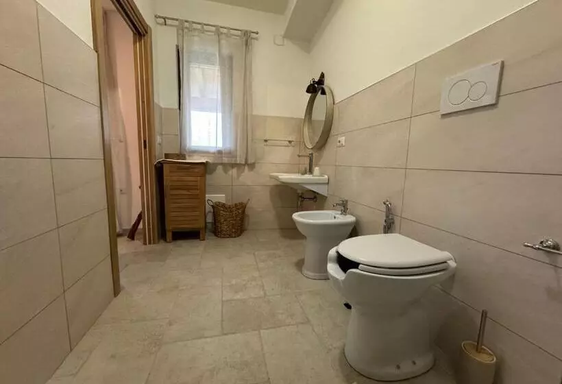 ペンション Domus La Roccia