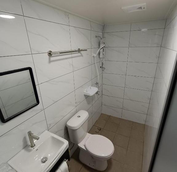 פנסיון Home Away Tioman Island