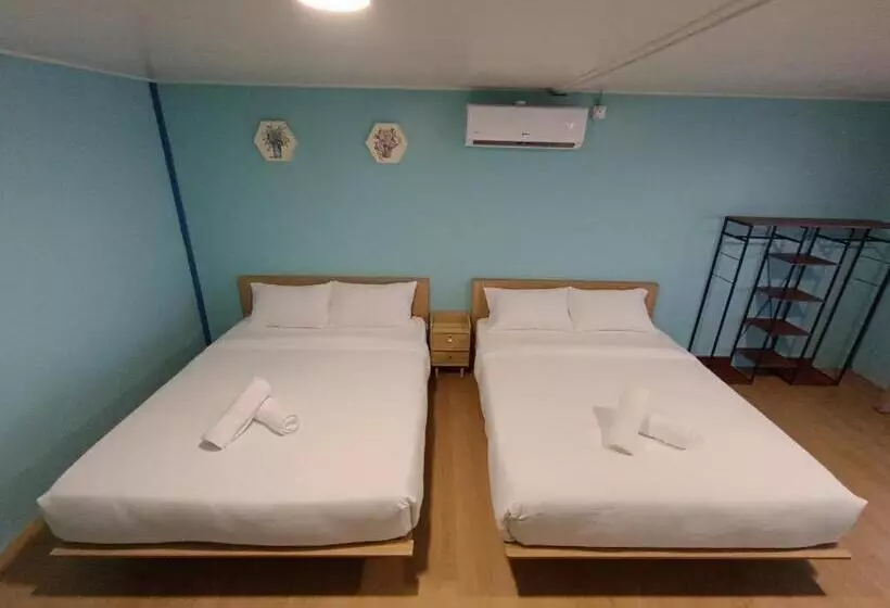 Majatalo Home Away Tioman Island