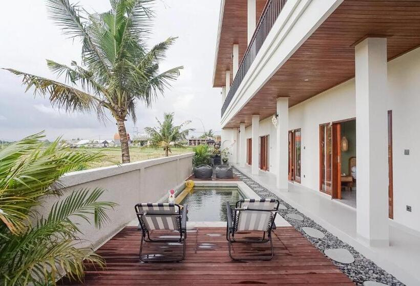 ペンション Kerti Suite