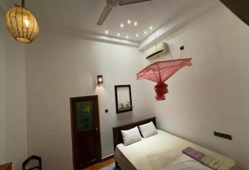 Majatalo Room In Villa   Surf 247 Weligama   Deluxe Double Room With Side Sea View