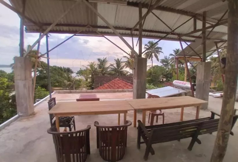 Majatalo Room In Villa   Surf 247 Weligama   Deluxe Double Room With Side Sea View