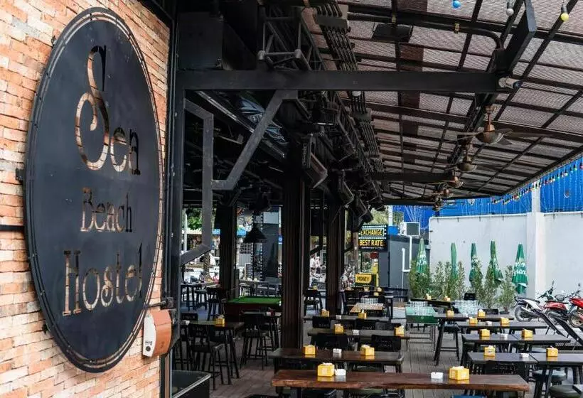 Sea Beach Hostel & Club Aonang Beachfront