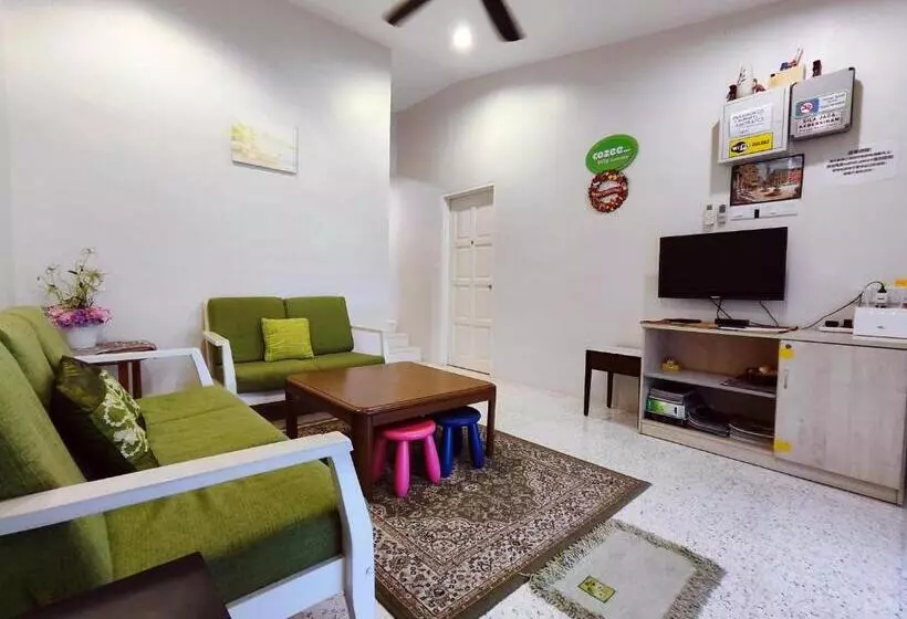 ユースホステル Trex_batu Pahat Homestay