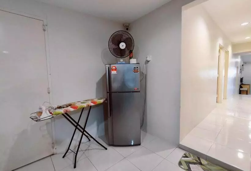 ユースホステル Trex_batu Pahat Homestay