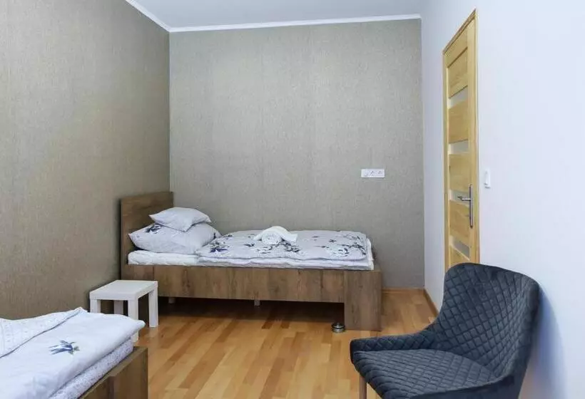 Aamiaismajoitus (B&B) Cigándi Családi Panzió