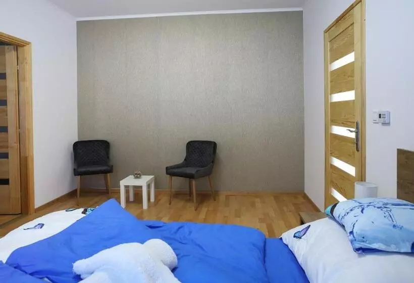 Aamiaismajoitus (B&B) Cigándi Családi Panzió