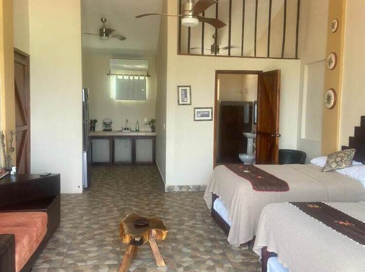 ホテル Hidden Jems Mahahual Hostel