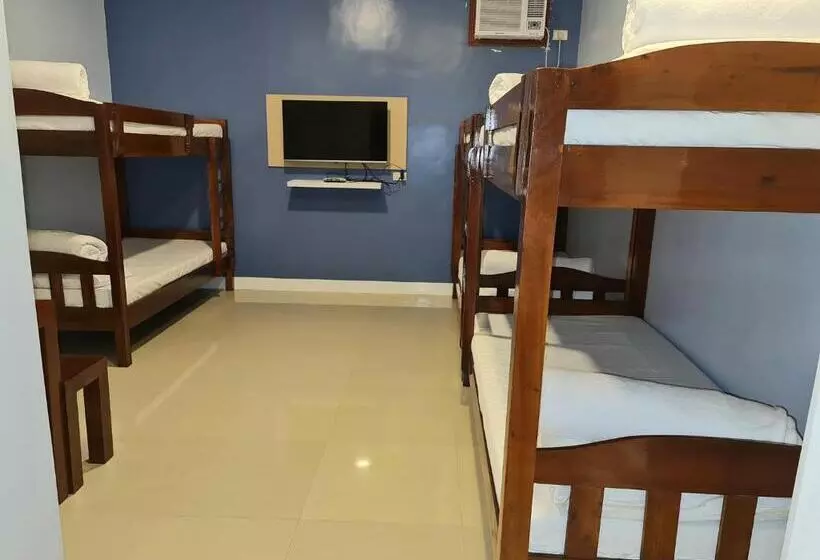 Hotelli Blue Palm Mountain Resort