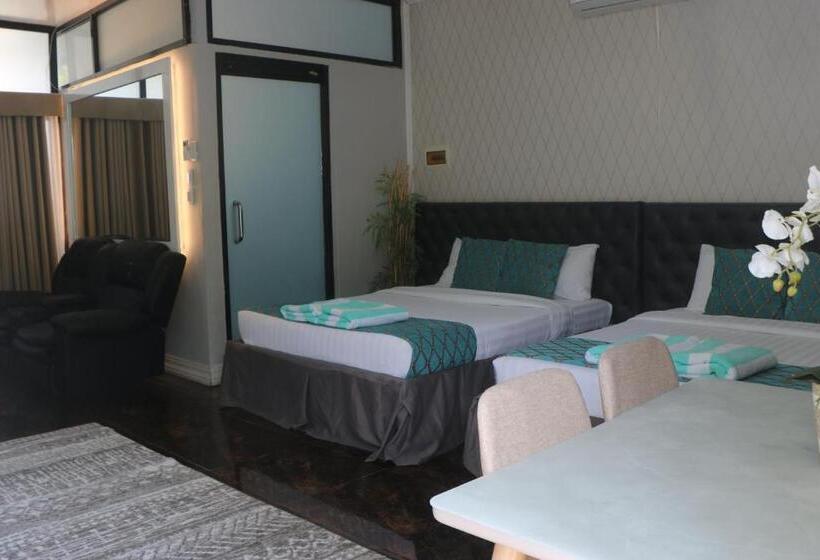 Hotelli Blue Palm Mountain Resort