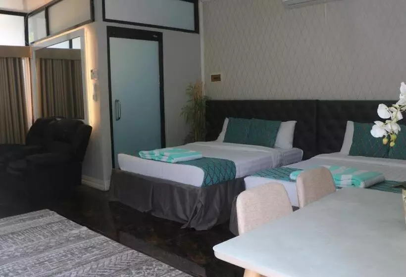 Hotelli Blue Palm Mountain Resort