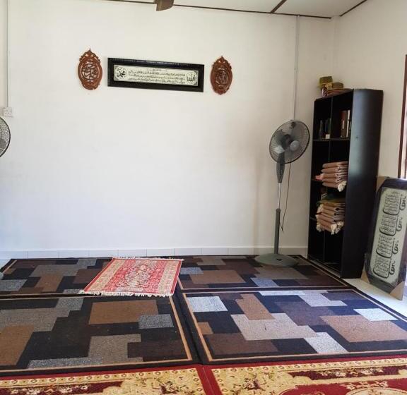 Hotel D Impiana Riverview Chalet # Lenggong