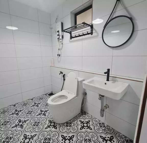 ホテル D Impiana Riverview Chalet # Lenggong