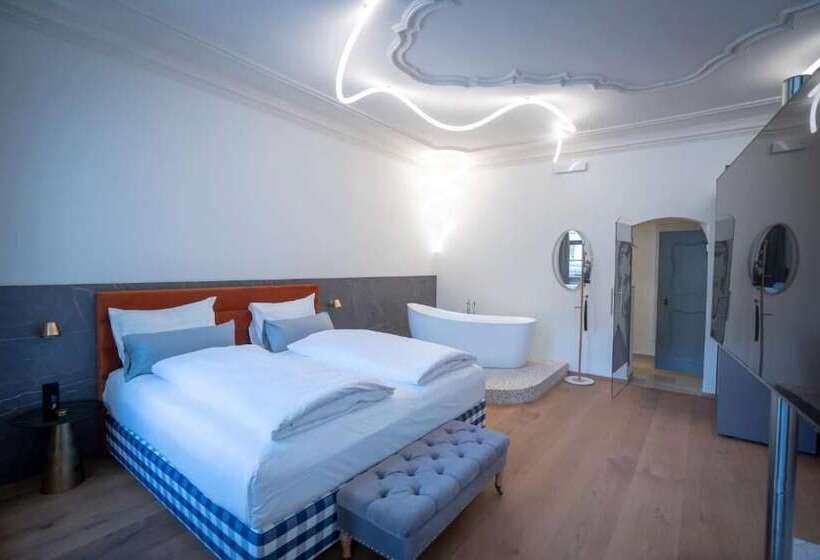 Hotel Maxim Suites By Elias Holl